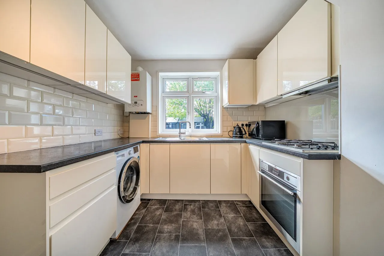 Eastcombe Avenue, SE7, photo 4
