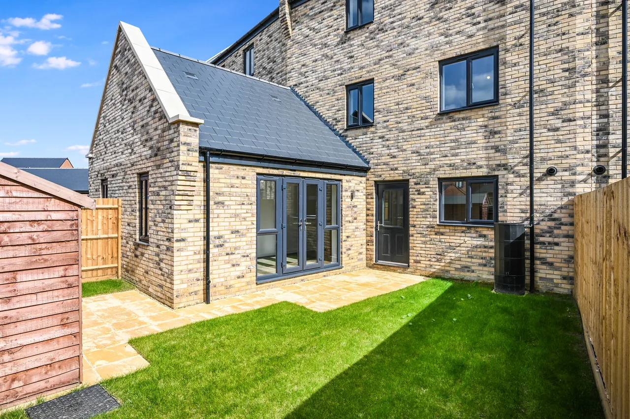 Plot 127 Smith Crescent, Beaulieu, Chelmsford, Essex, CM1 6LF, photo 16