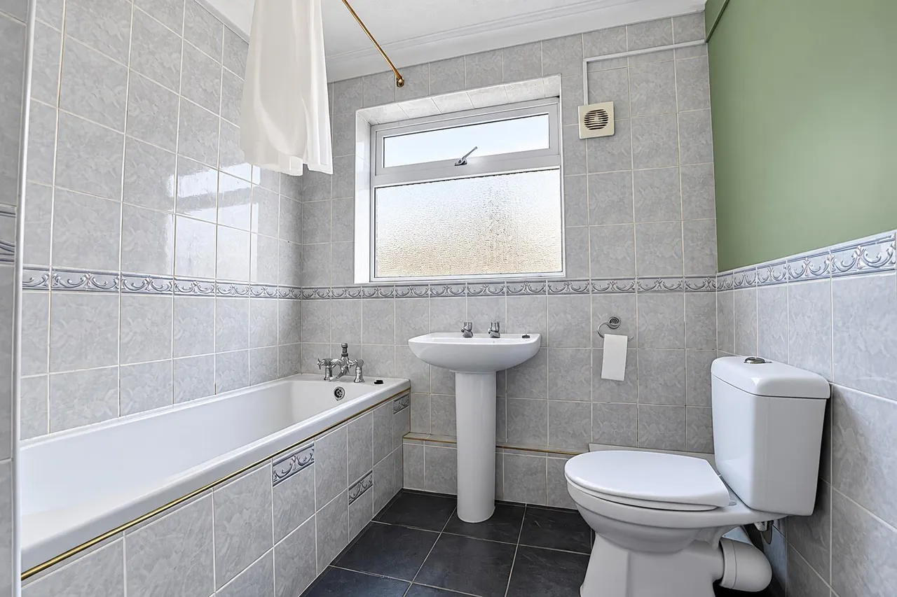 Richland Close, Hastings, photo 9