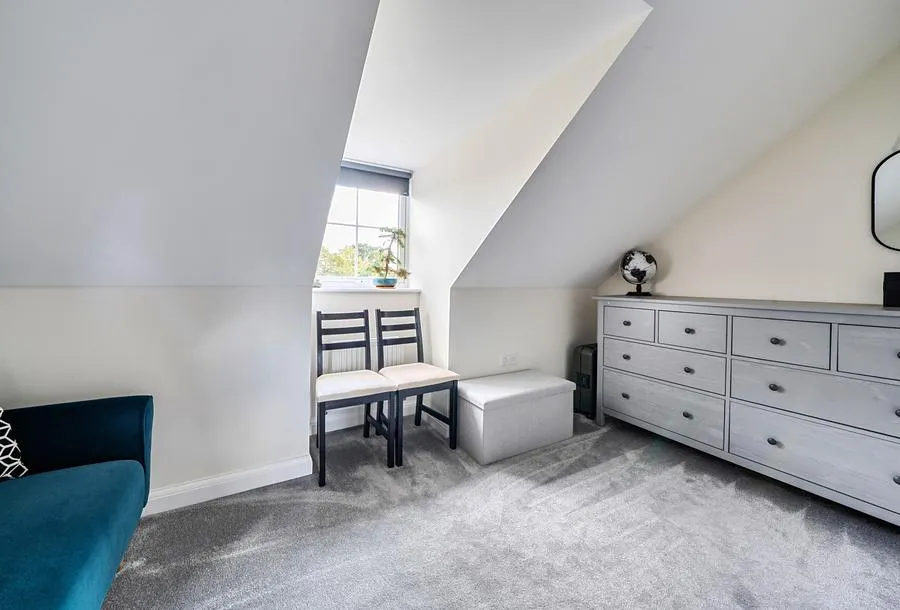 Rowdell Avenue, Coalpit Heath, BS36, photo 6