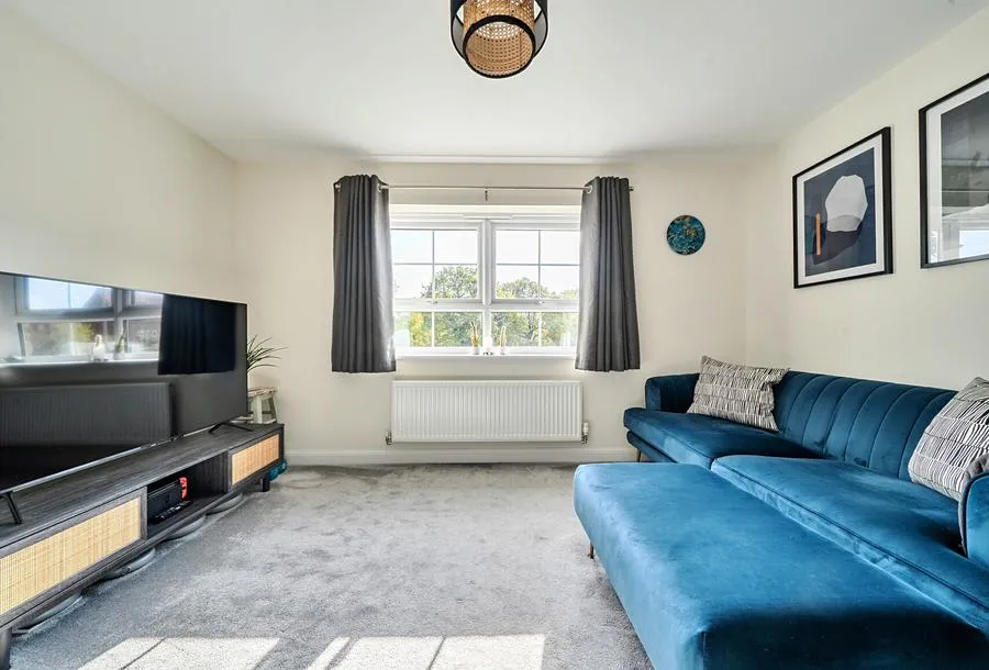 Rowdell Avenue, Coalpit Heath, BS36, photo 19