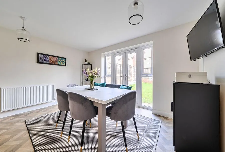 Rowdell Avenue, Coalpit Heath, BS36, photo 11