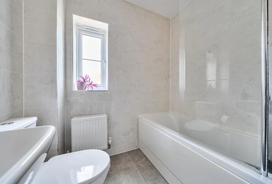 Rowdell Avenue, Coalpit Heath, BS36, photo 4