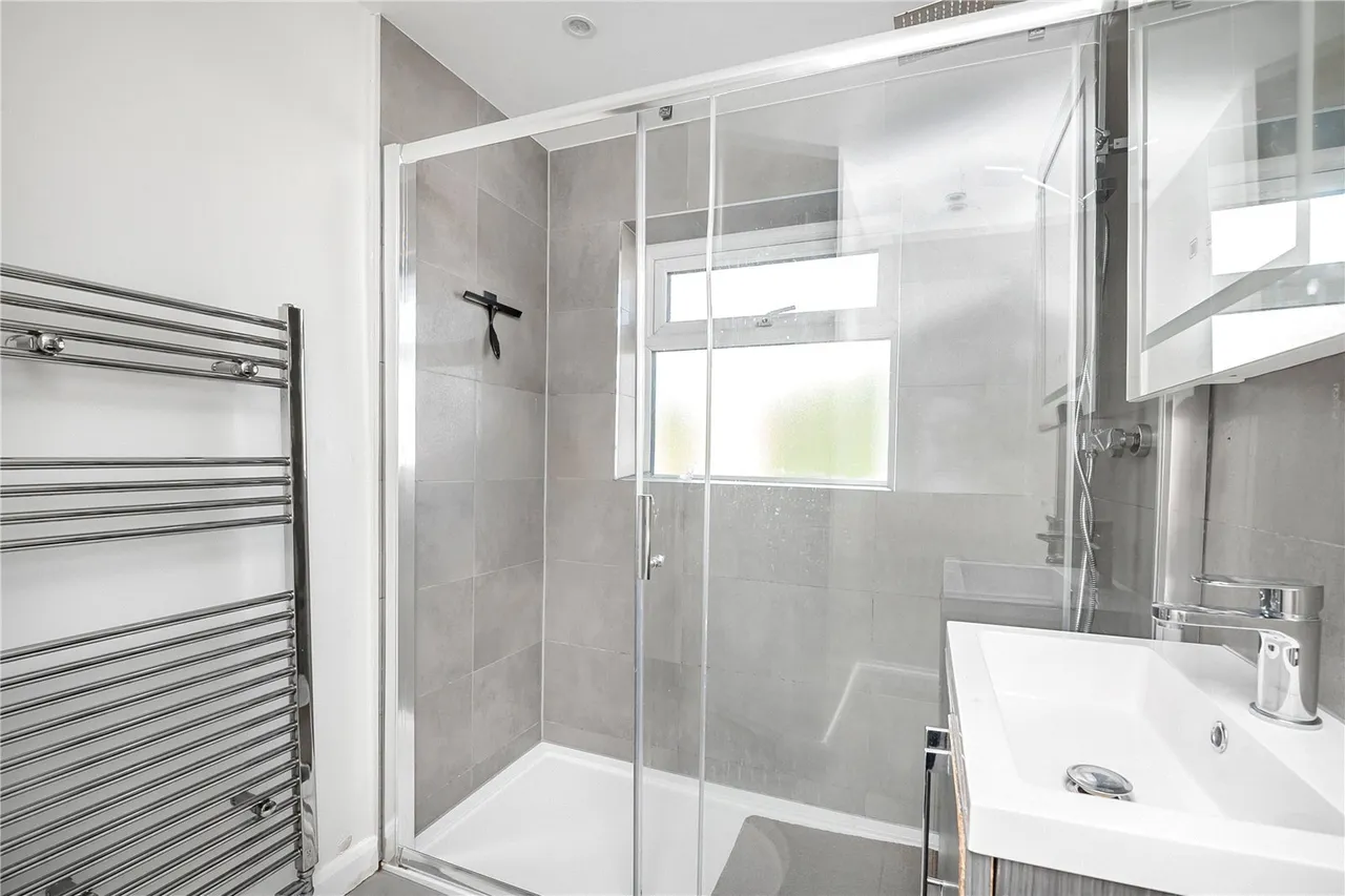 Ashley Drive, Twickenham, TW2, photo 11