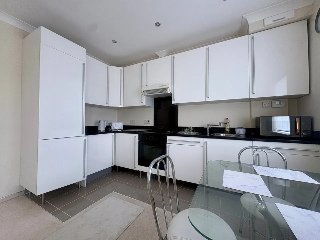 East Swindon, SN3, photo 4