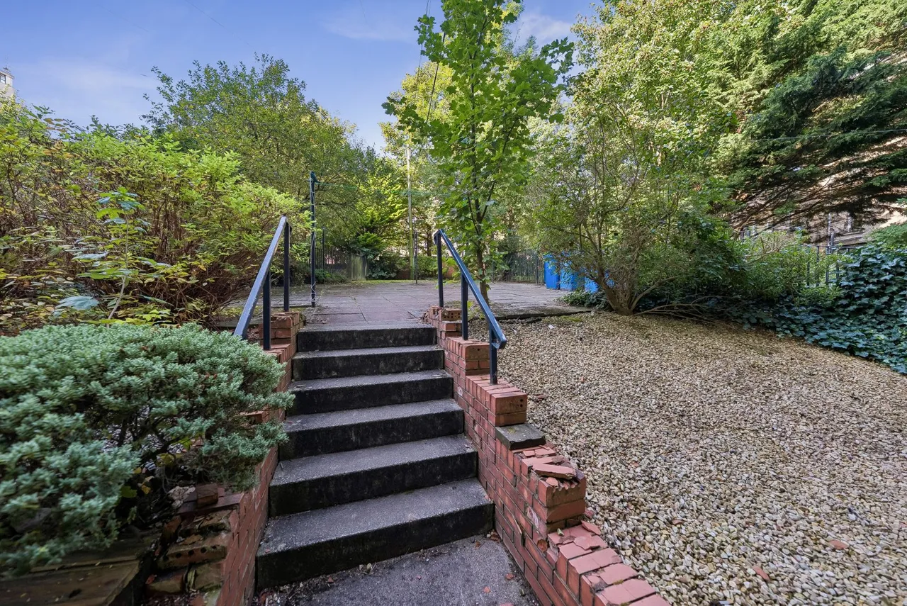 Cathcart Road, Mount Florida, G42, photo 20