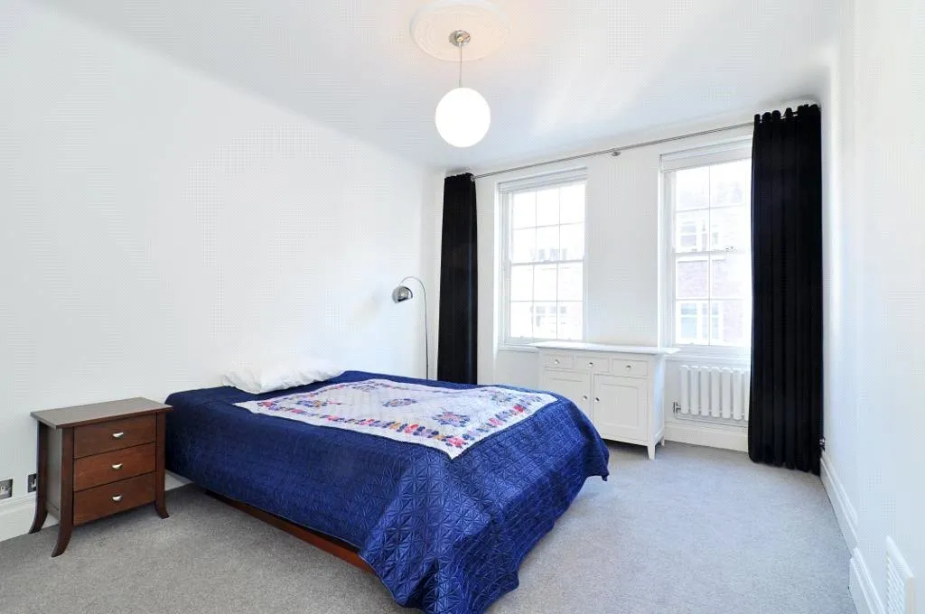Portman Square, Marylebone, W1H, photo 3