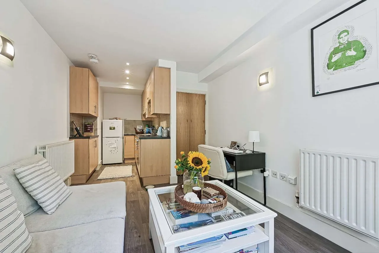 Cadogan Road, London, SE18 6YS, photo 3