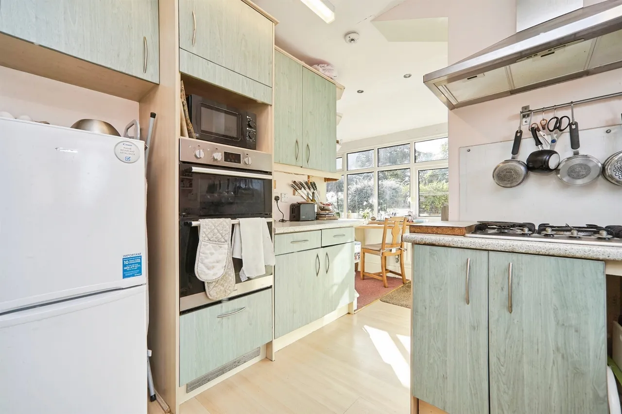 Carlton Rise, Pudsey, photo 6