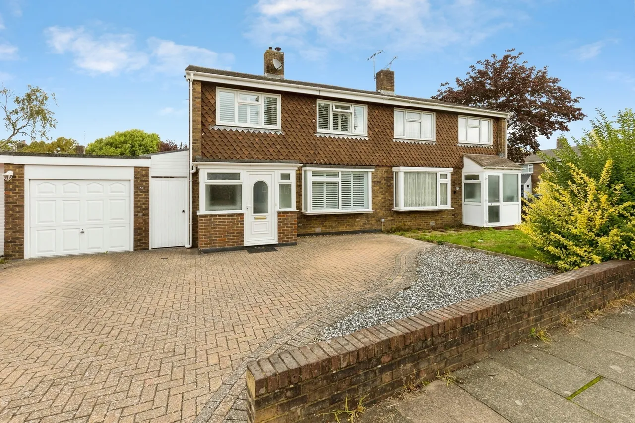Aintree Road, Crawley, RH10, photo 16