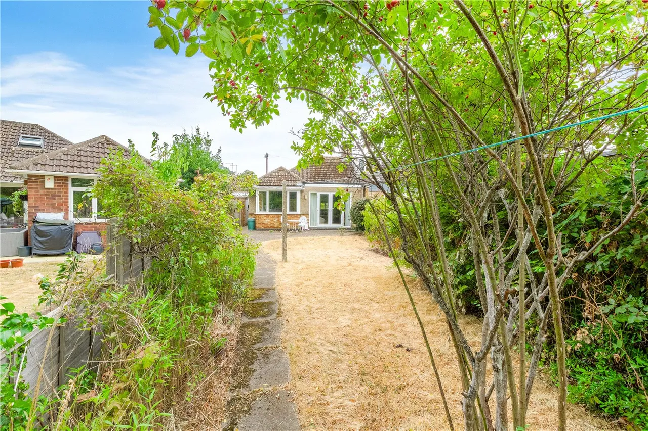 Beechwood Drive, Northampton, Northamptonshire, NN3, photo 12