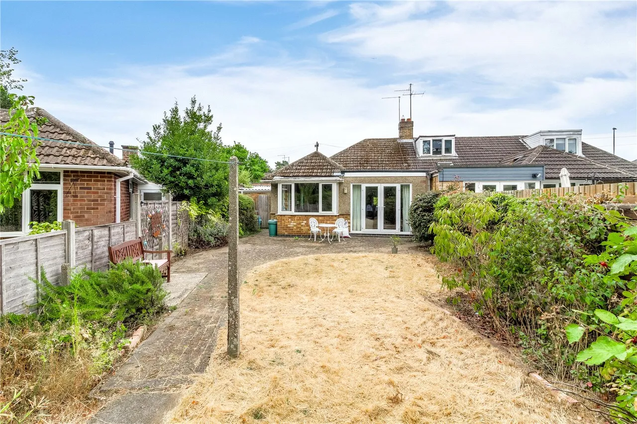 Beechwood Drive, Northampton, Northamptonshire, NN3, photo 11