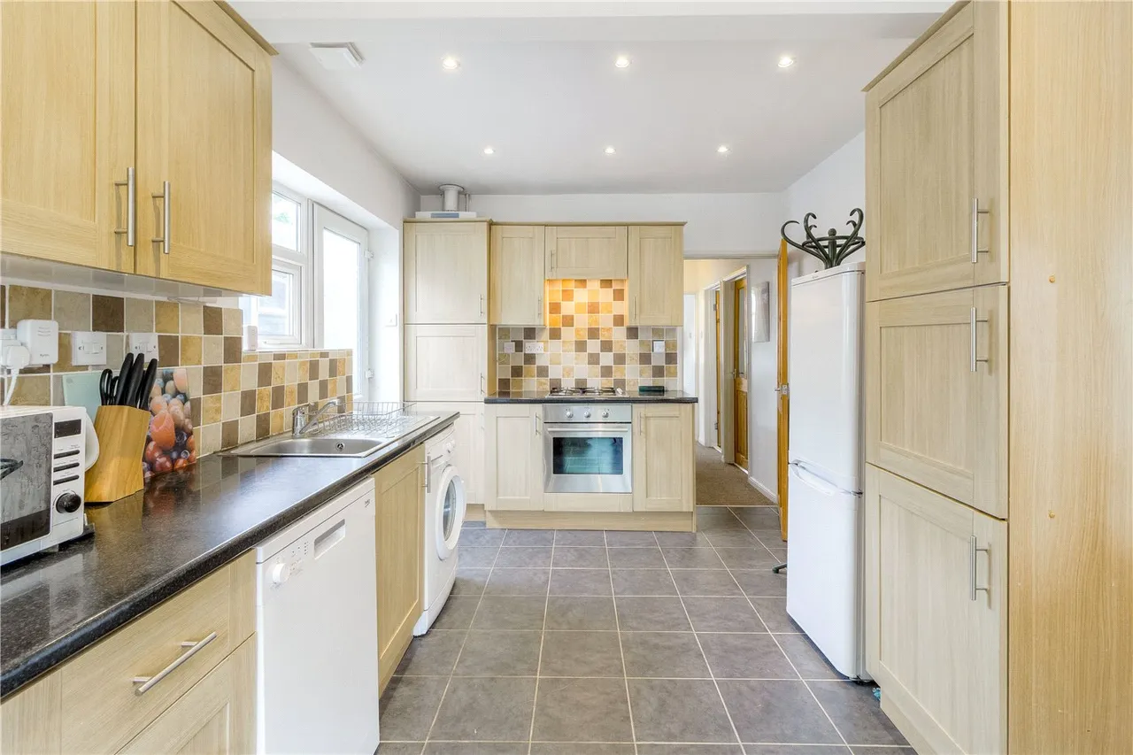 Beechwood Drive, Northampton, Northamptonshire, NN3, photo 5