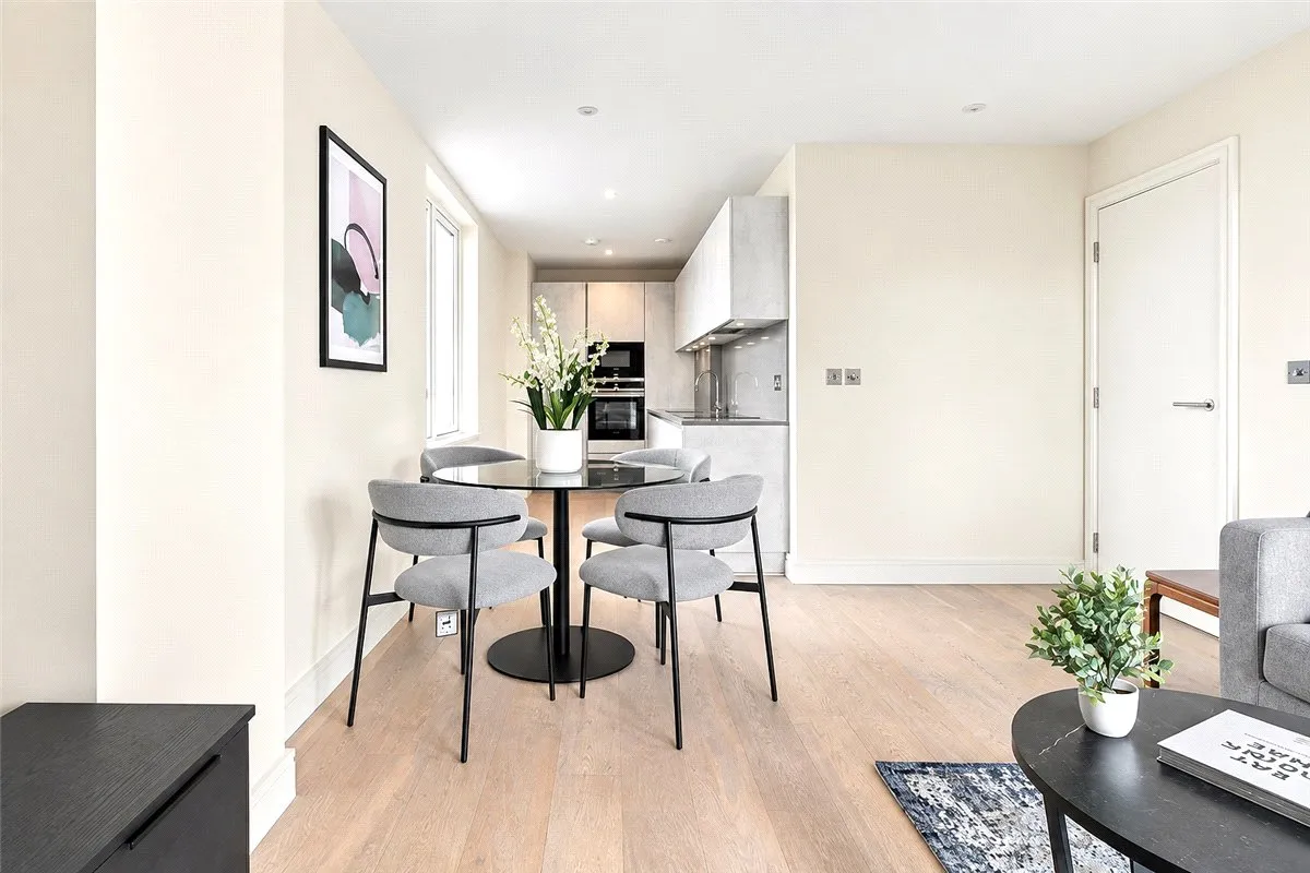 Broomhouse Lane, London, SW6, photo 13