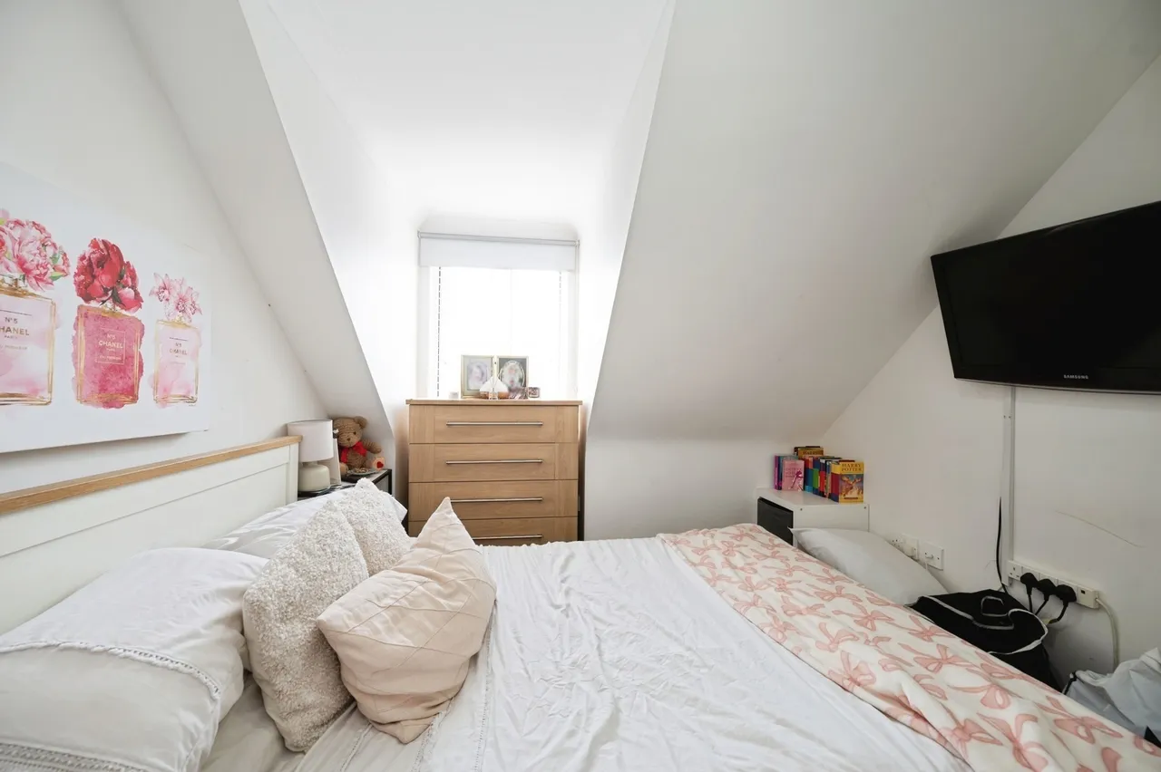 Station Road, Hayling Island, PO11, photo 8