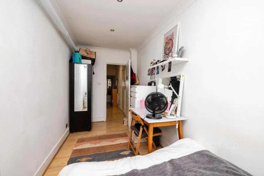 Hackney Road, London, E2, photo 12