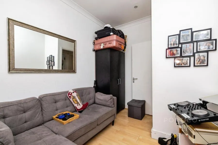 Hackney Road, London, E2, photo 10