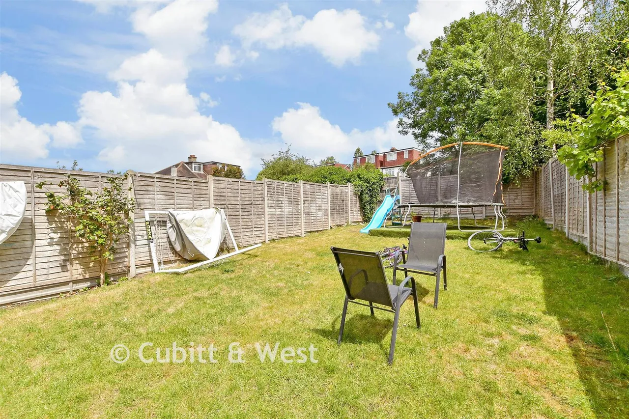 Demesne Road, Wallington, SM6, photo 10
