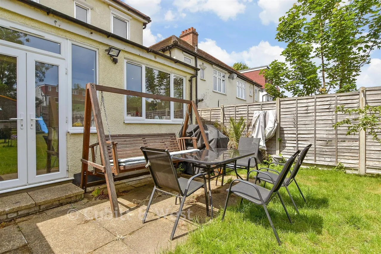 Demesne Road, Wallington, SM6, photo 9