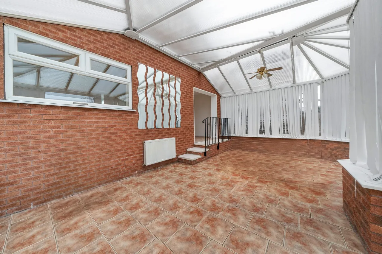 Toothill Close, Ashton-In-Makerfield, Wigan, Wigan, WN4 8BJ, photo 12