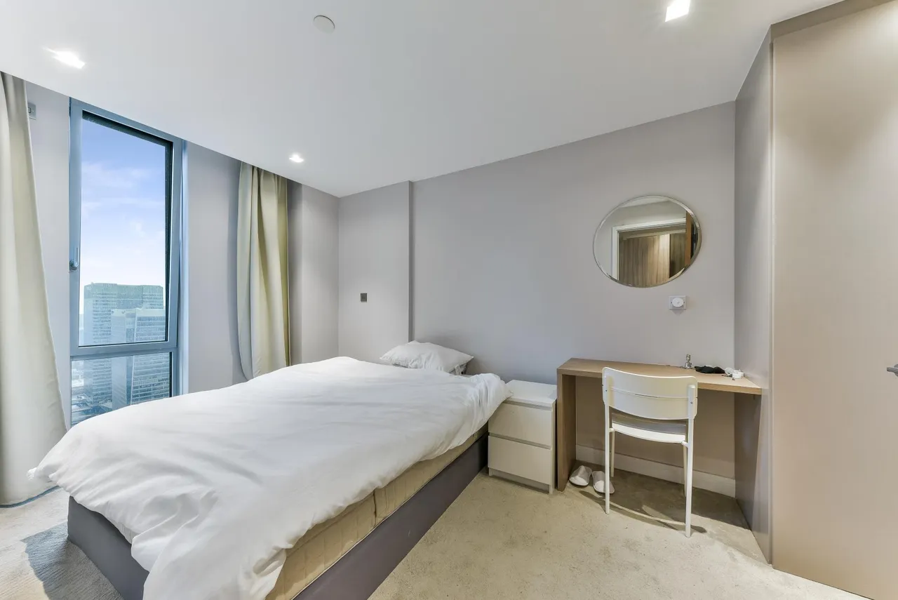 Club, Pan Peninsula, E14, photo 7