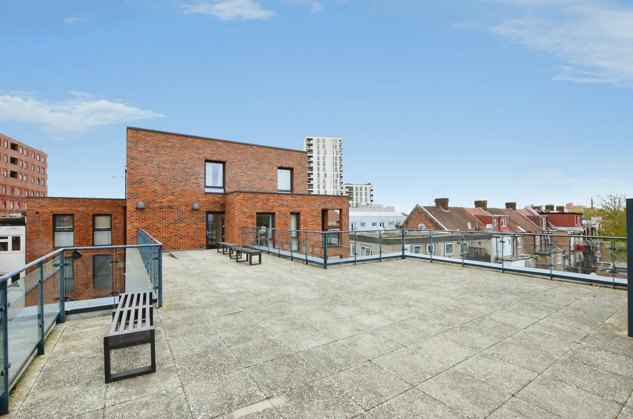 High Street, Harrow, HA3, photo 13