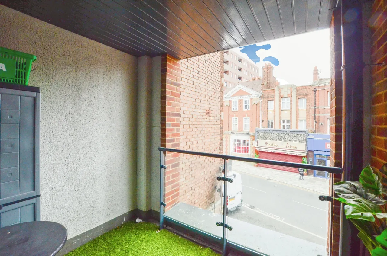 High Street, Harrow, HA3, photo 10