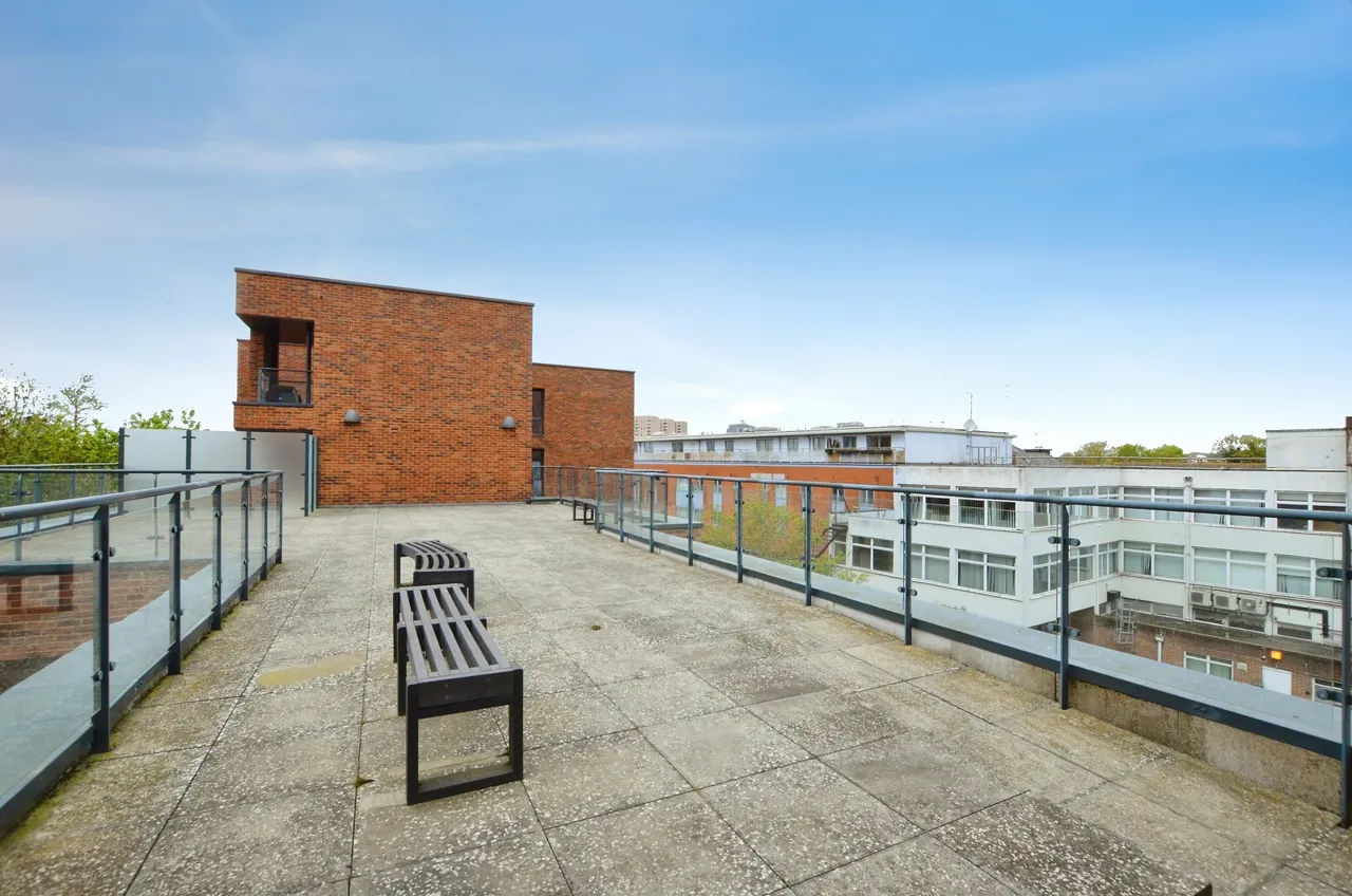 High Street, Harrow, HA3, photo 11