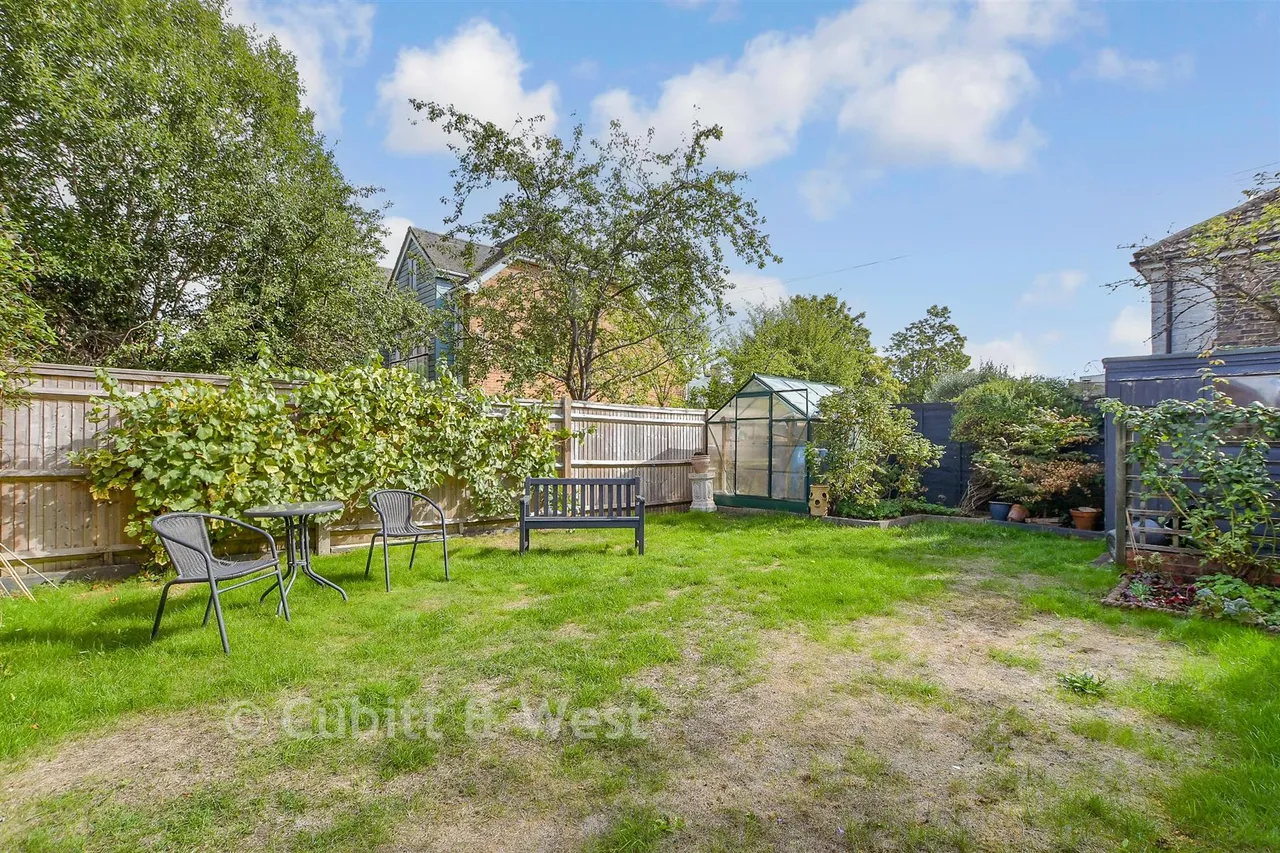 Station Road, East Grinstead, RH19, photo 13