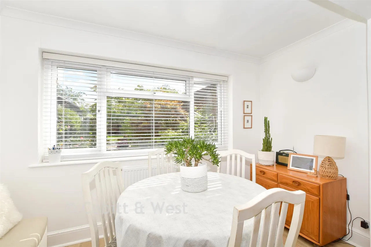 Station Road, East Grinstead, RH19, photo 5