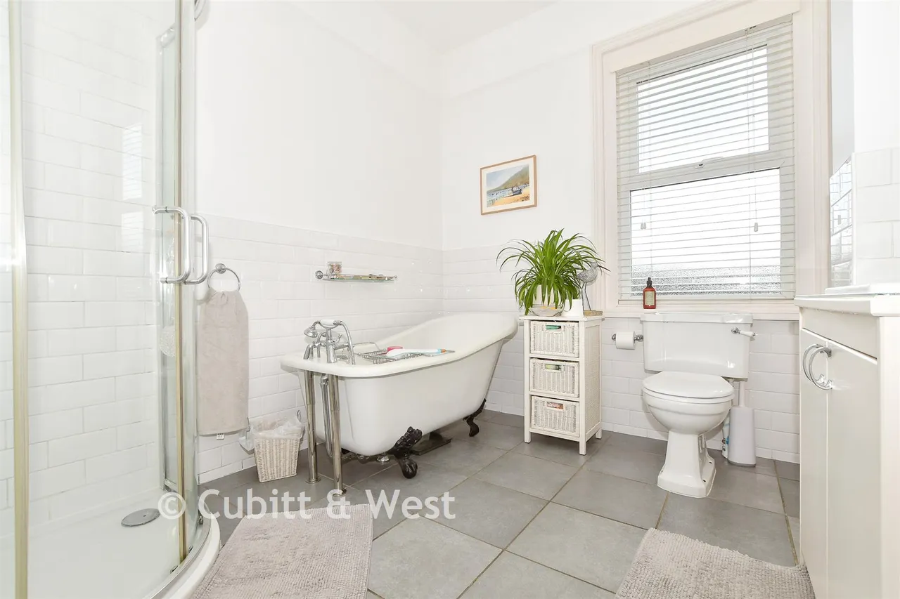 Station Road, East Grinstead, RH19, photo 10