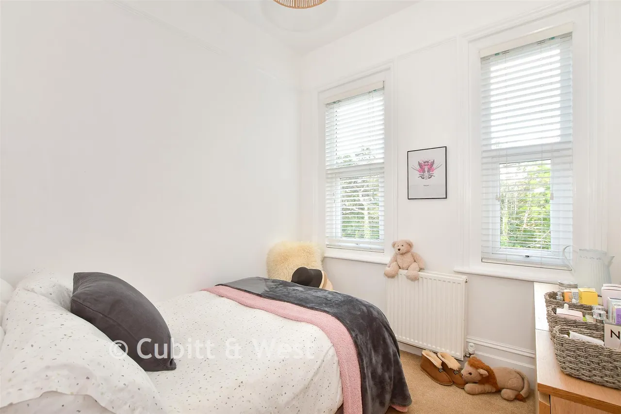 Station Road, East Grinstead, RH19, photo 9