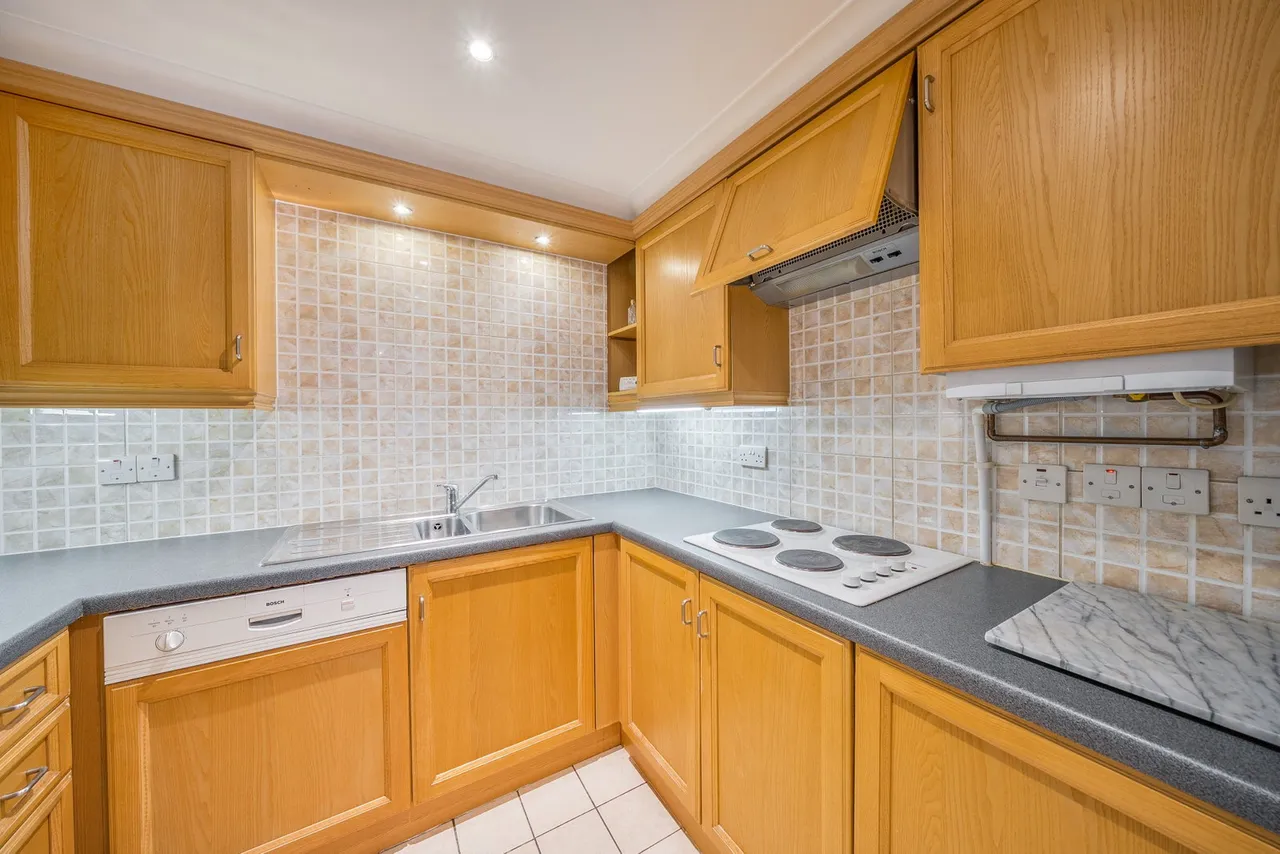 Imperial Court, London, SE11, photo 8