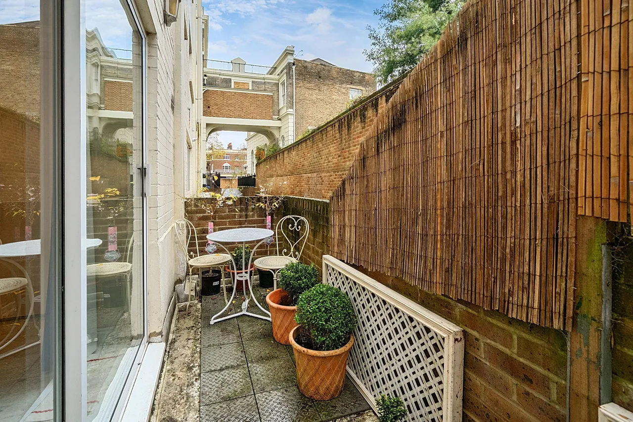 Imperial Court, London, SE11, photo 4