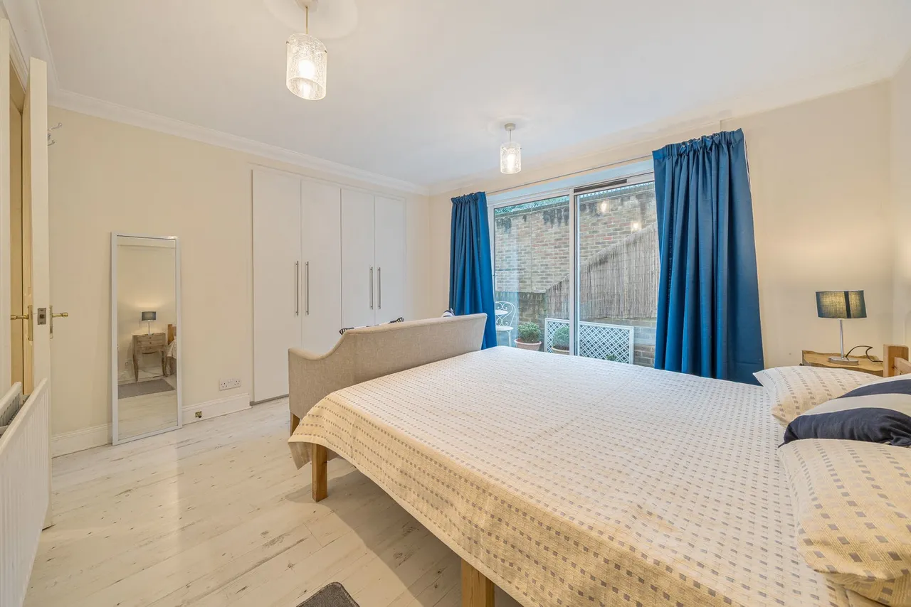 Imperial Court, London, SE11, photo 11