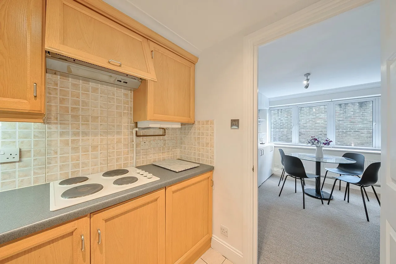 Imperial Court, London, SE11, photo 9