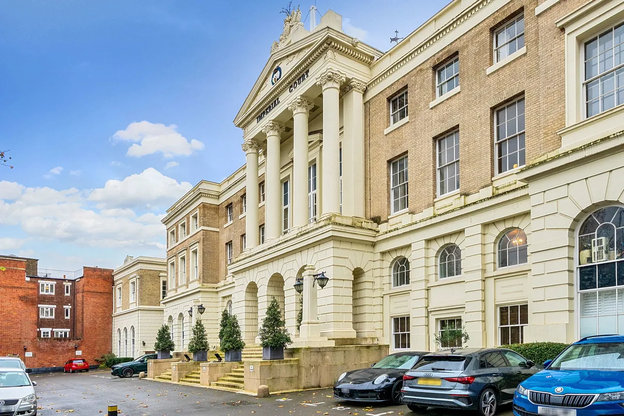 1 bed flat for sale — Imperial Court, London, SE11