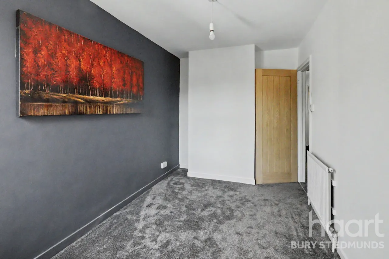 Kings Road, Bury St Edmunds, IP33, photo 10