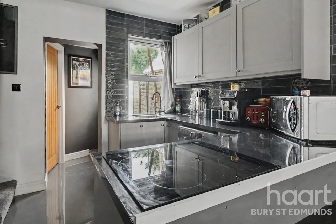 Kings Road, Bury St Edmunds, IP33, photo 6