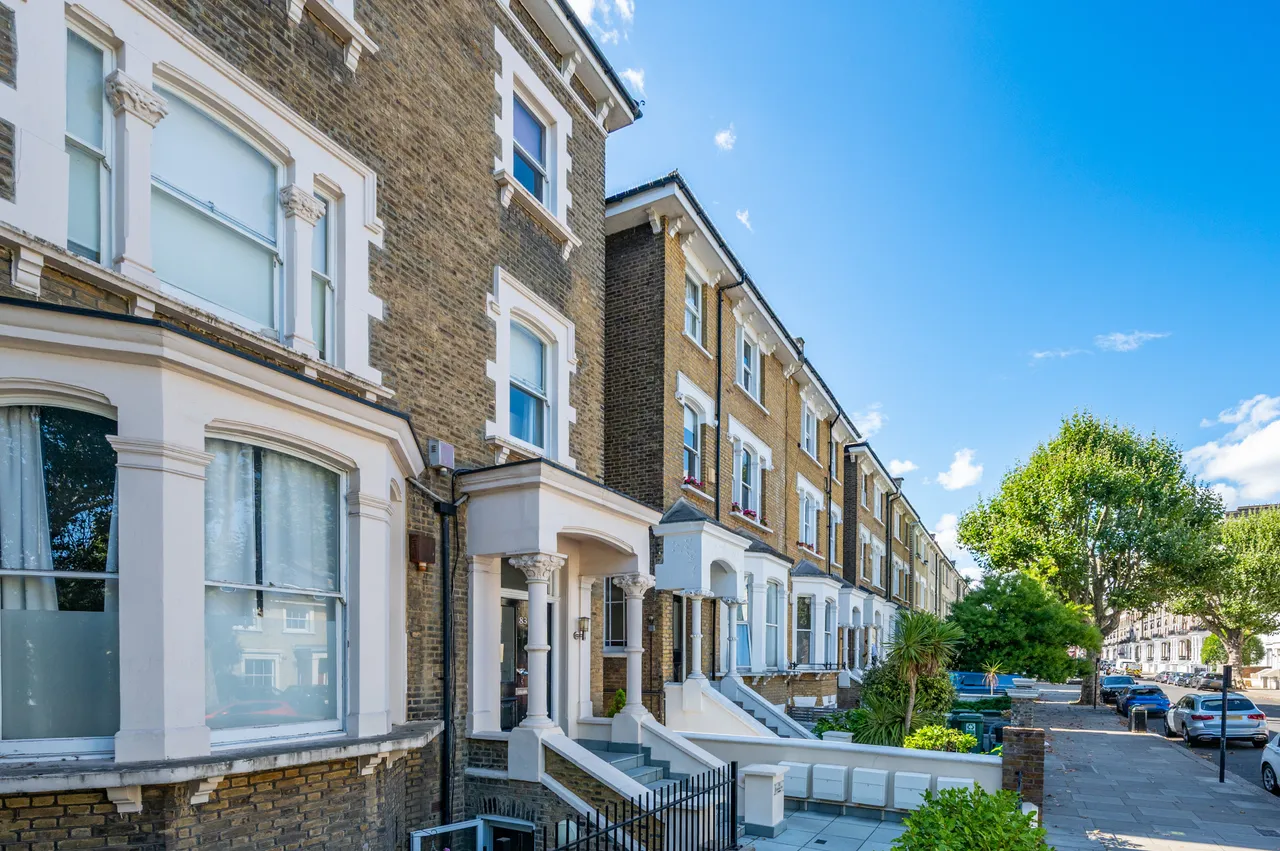 Second Floor Flat, 83 Randolph Avenue, London, photo 3