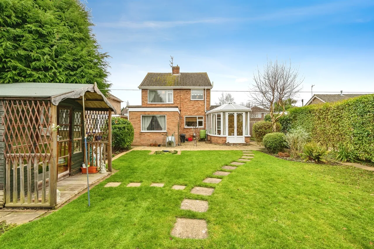 St. Annes Way, Spalding, photo 2