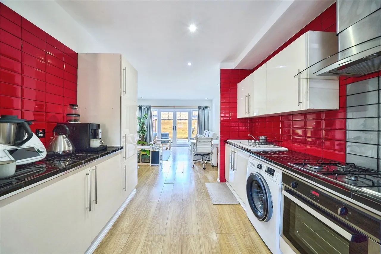 Maitland Road, London, E15, photo 6