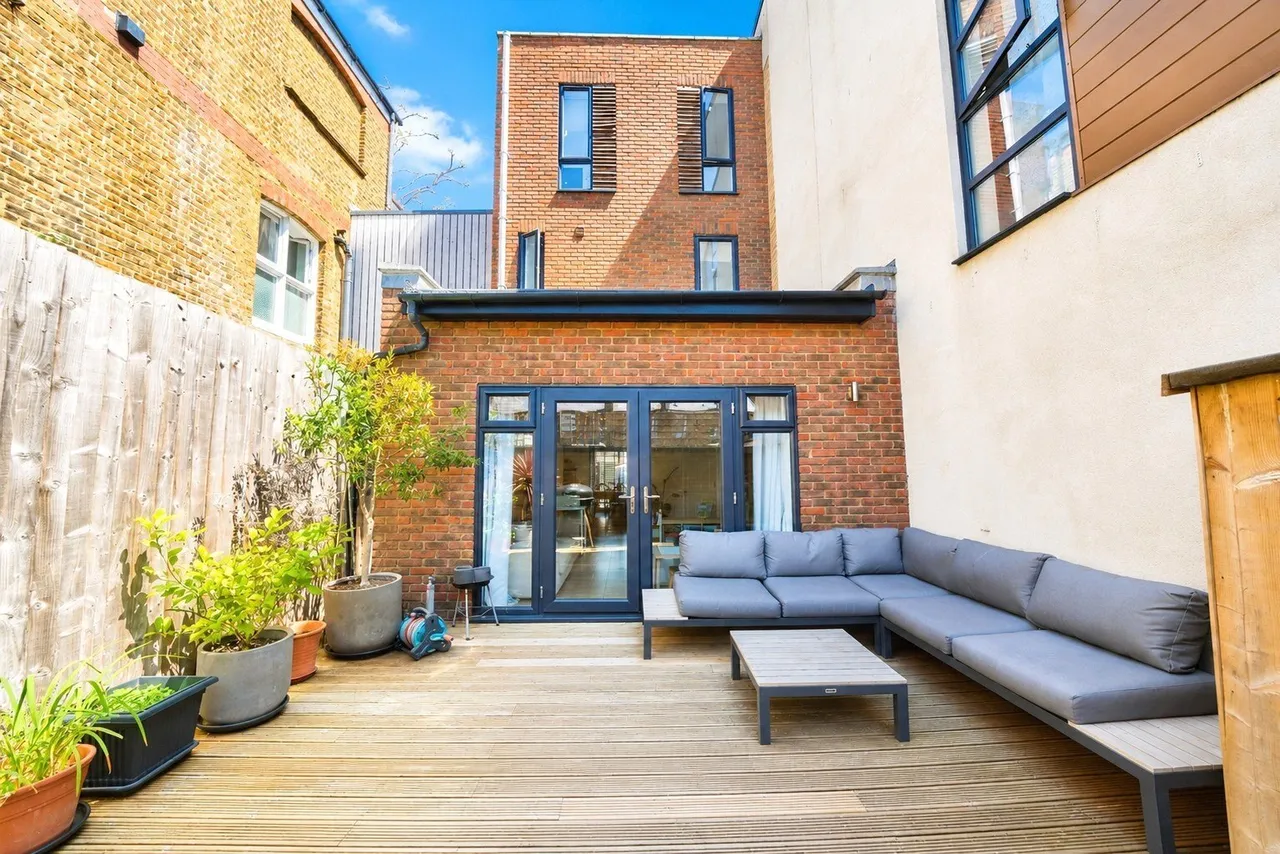 Maitland Road, London, E15, photo 5