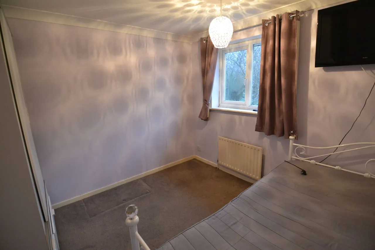 Caister Drive, Willenhall, WV13, photo 4