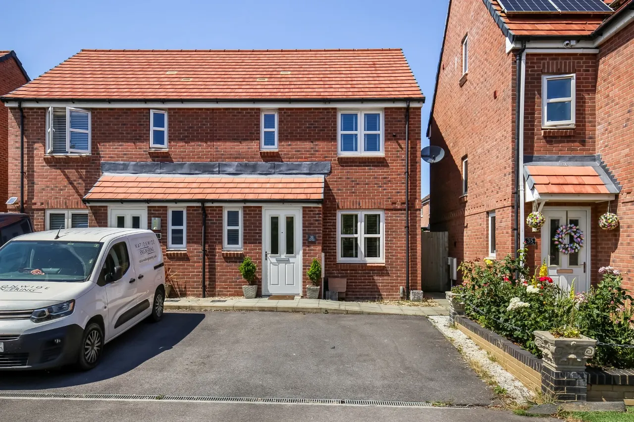 3 bed house for sale — Ivie Place, Salisbury, Wiltshire, SP2 9GL