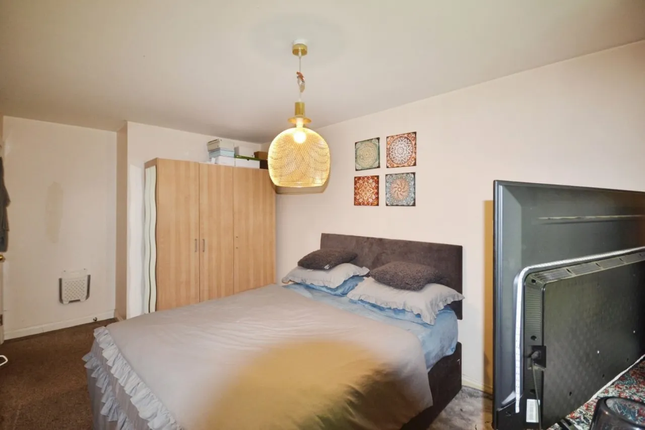 Apartment 3, 37 Blackbird Road, photo 5