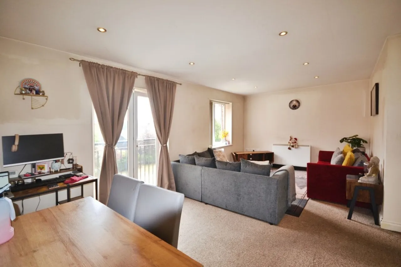 Apartment 3, 37 Blackbird Road, photo 3