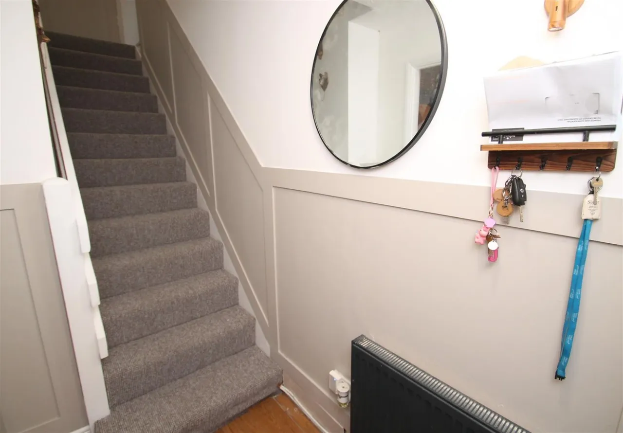 Buckingham Road, Rowley Regis, photo 2