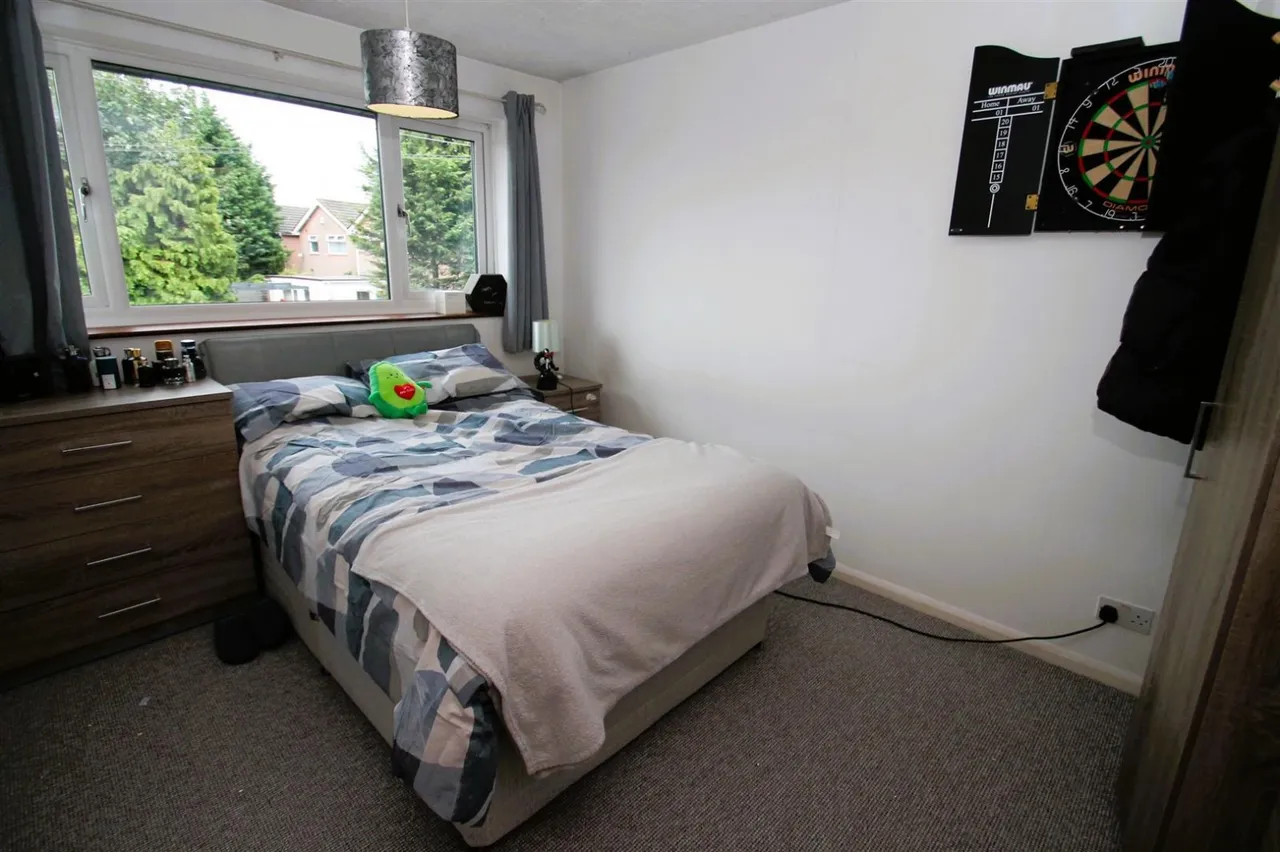Buckingham Road, Rowley Regis, photo 15