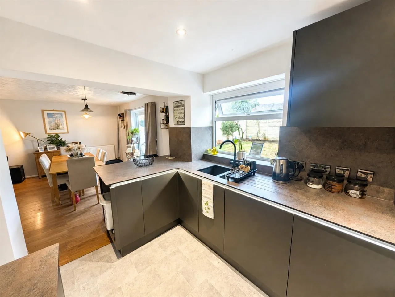 Buckingham Road, Rowley Regis, photo 7